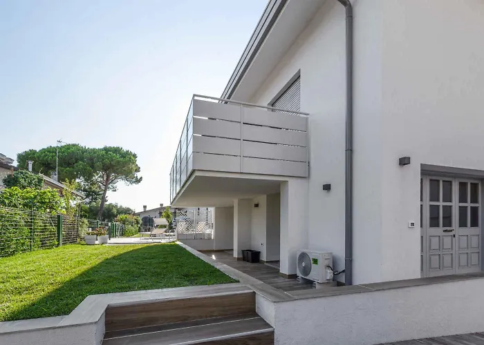 Apartman With Pool In 53918
